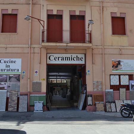 A Tre Passi Dal Centro Hotel Palermo Buitenkant foto