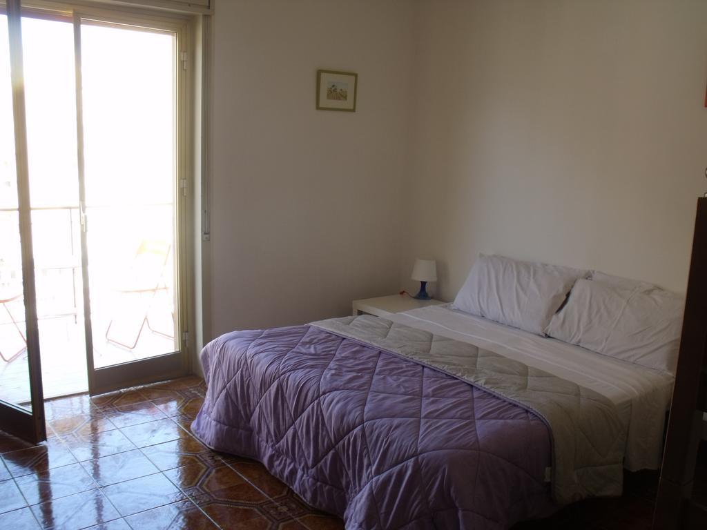 A Tre Passi Dal Centro Hotel Palermo Buitenkant foto