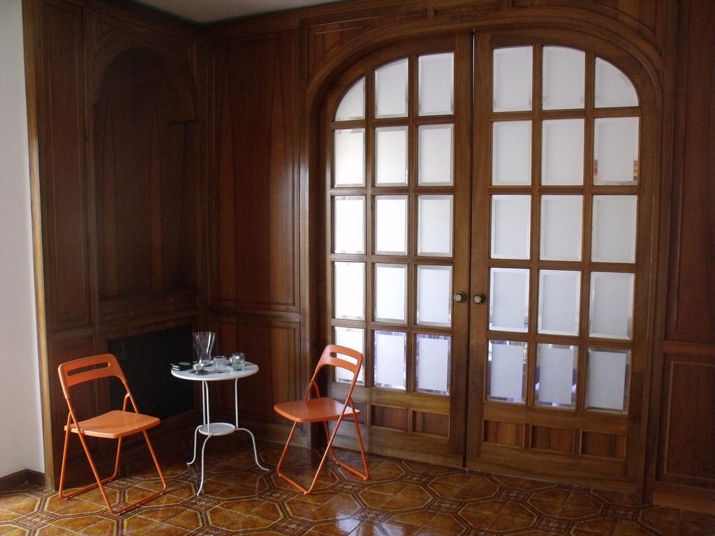 A Tre Passi Dal Centro Hotel Palermo Buitenkant foto